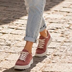 Carolina Colours Desert Rose Suede Sneakers Size 11 Lace Up Casual Shoes